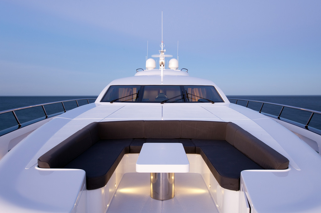 quantum yacht charter sydney