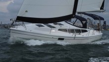 Hunter 36 sailing boat Sydney