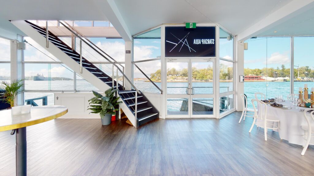 Starship Aqua photo-9